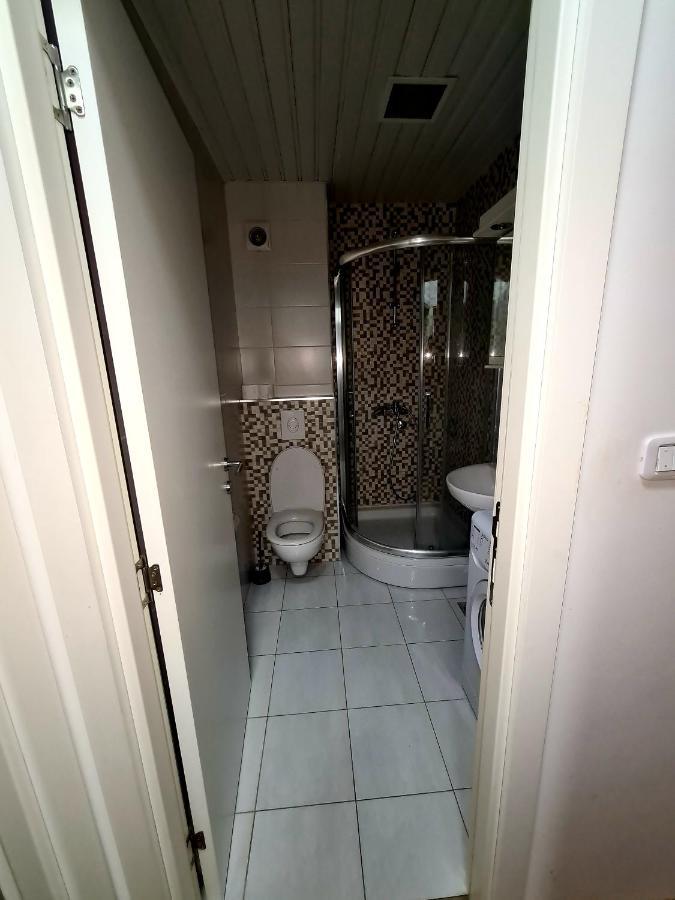 Apartman Bogdan 2 Appartement Podgorica Buitenkant foto